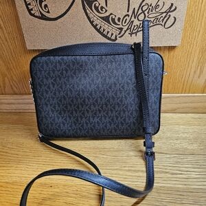 Michael Kors crossbody